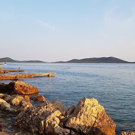 Holiday Home Nona Drage Ngoại thất bức ảnh